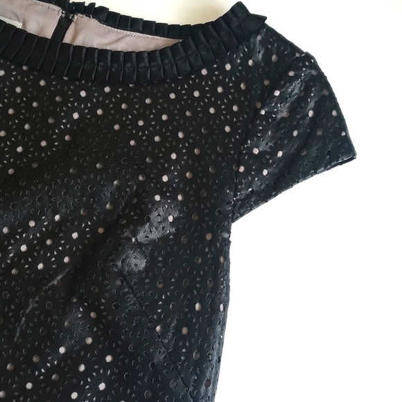 Ivy & Blu Women's Black Cut Out Vegan Leather Wiggle Shift Cap Sleeve Dress 4 - Picture 9 of 15